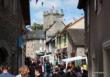 Fête Juillet 2011 - fete de juillet 2011 le spectacle de rue a attire la foule.JPG